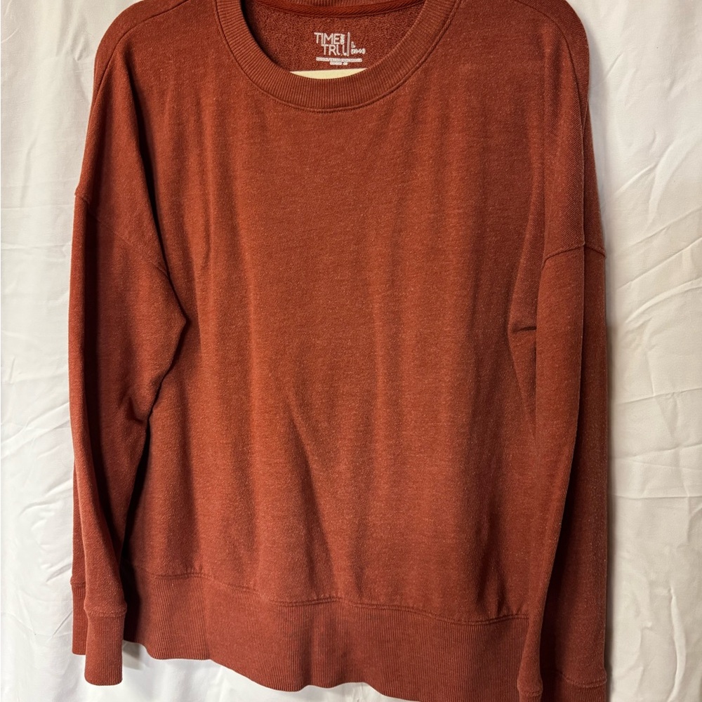 Time and Tru Women’s Rust Sweater